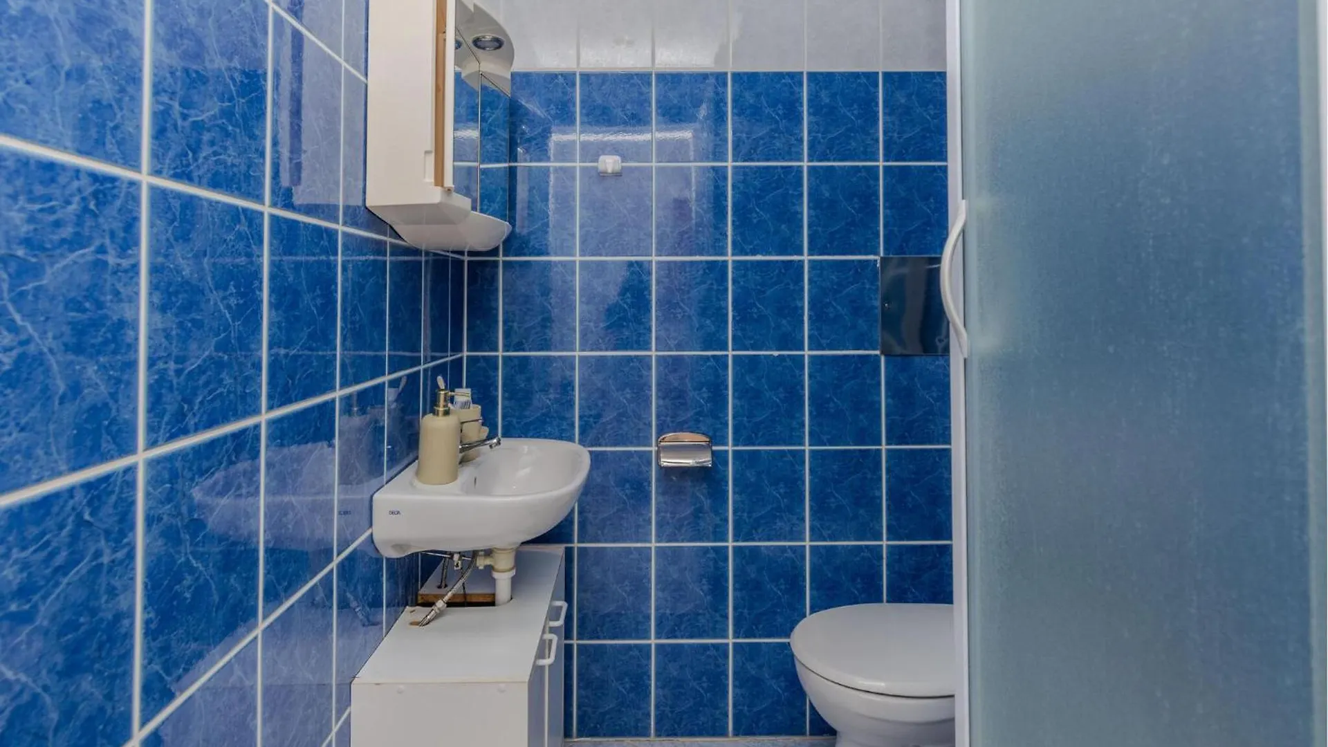 Amazing Apartment In Vir With Wifi 0*,